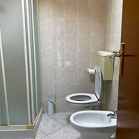 Acatu מלון *